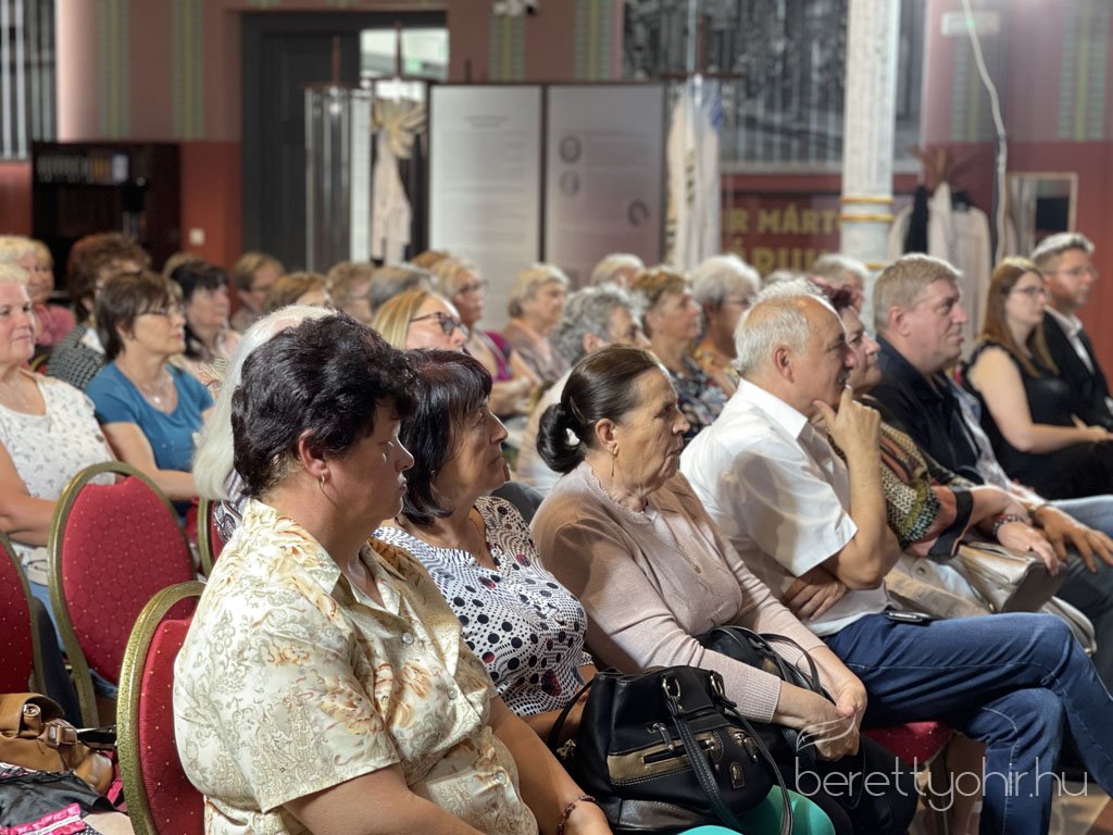 Sebestyén Márta koncertje a zsinagógában 19